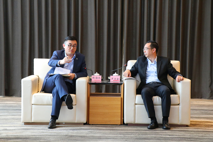 厲害了！人工智能獨角獸深蘭科技與德陽建投簽約啦！羅市長現(xiàn)場見證哦！